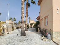 lovely 2/3  bedroom detached villa in the country side near Hondon de las Nieves