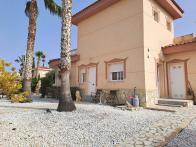 lovely 2/3  bedroom detached villa in the country side near Hondon de las Nieves