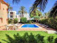 Lovely beach side 7 bed 4 bed villa in Cabo Roig
