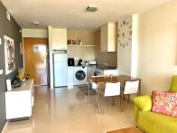 south facing 2 bed 2 bath apartment with parking in garage in Guardamar del segura