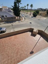 2 Makuuhuone Huoneisto sisään Orihuela Costa - jälleenmyynti