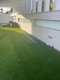 prachtige moderne villa met prive zwembad vlak bij het strand in Mil Palmeras