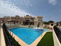 Speciale 2 slaapkamer 2 badkamer DUPLEX TOWNHOUSE IN PLAYA FLAMENCA