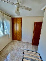 Sunny South-Facing 2-Bed Bungalow with Roof Terrace & Pool Views