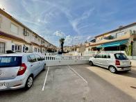 Sunny South-Facing 2-Bed Bungalow with Roof Terrace & Pool Views