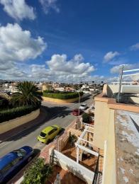 Leuk rijtjes huis 2 slaapkaner 2 badkamer in la florida