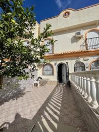 Leuk rijtjes huis 2 slaapkaner 2 badkamer in la florida