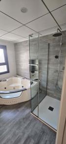 Elegante vrijstaande villa met 3 slaapkamers en 2 badkamers met kelder in Ciudad Quesada