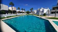 2 Makuuhuone townhouse sisään Orihuela Costa - jälleenmyynti