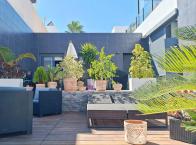 2 Makuuhuone townhouse sisään Orihuela Costa - jälleenmyynti