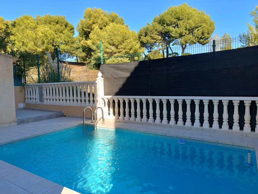 3 Makuuhuone Omakotitalo sisään Orihuela Costa