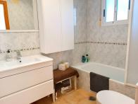 Vrijstaande villa met verwarmd zwembad in Monte Golf, Las Filipinas