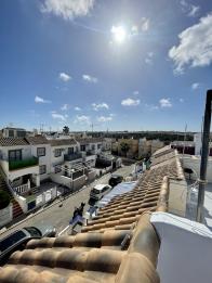 South facing 2 bed 1 bath top floor apartment with roof terrace in Los altos in Orihuela costa