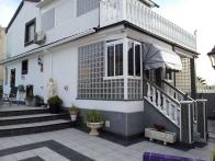 East facing 4 bedrooms 2 bathroom modernized detached villa 