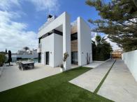 South facing 3 bed 3 bath luxury intelligent villa near the city center of  Torrevieja